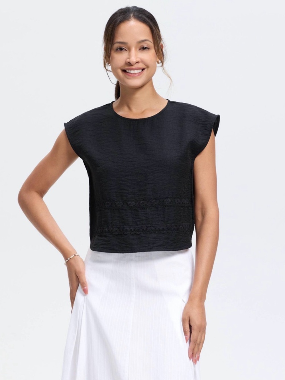 Cap-Sleeve Lace Trim Top Universal Thread NWT szXS